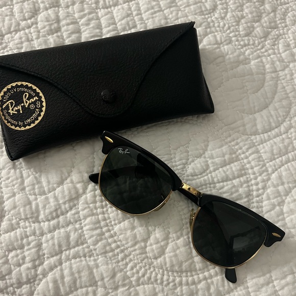 Ray-Ban Accessories - Ray ban clubmaster classic sunglasses